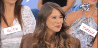 Uomini e Donne, registrazione 4 novembre: Cristiana ha baciato Ernesto