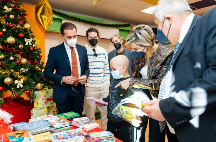 al santobono pausilipon aprono le stanze delle meraviglie allestite da artis suavitas da 2anews.it al santobono pausilipon aprono le stanze delle meraviglie allestite da artis suavitas