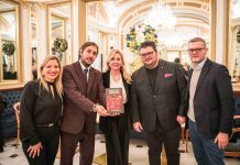 Marina di Guardo presenta “Braccata” (Mondadori) allo storico Gran Caffè Gambrinus Marina di Guardo presenta “Braccata” (Mondadori) allo storico Gran Caffè Gambrinus