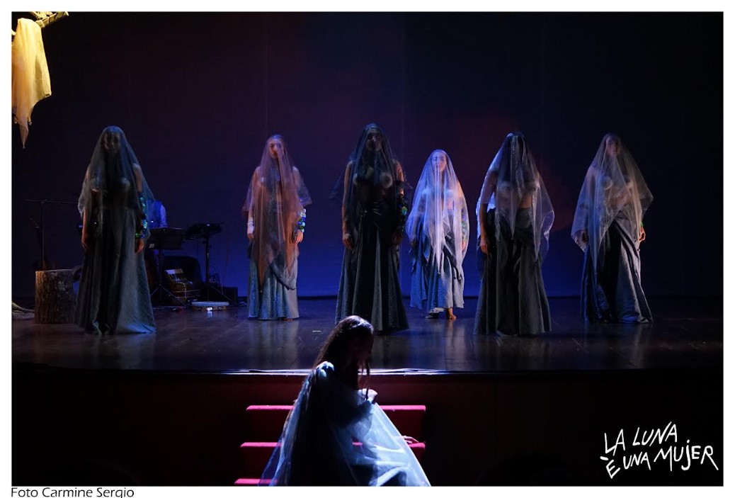 Al Teatro Bolivar arriva “La luna è una mujer” nella sua unica data a Napoli Al Teatro Bolivar arriva “La luna è una mujer” nella sua unica data a Napoli