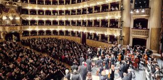 Buchbinder entusiasma il Teatro San Carlo con il "suo" impeccabile Beethoven