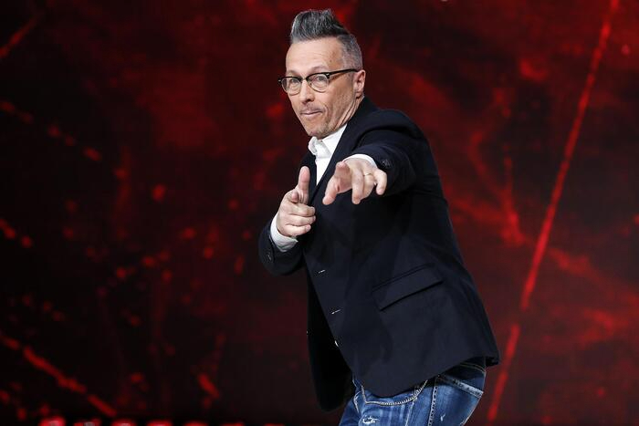 paolo belli al new teatro troisi con pur di far spettacolo da 2anews.it paolo belli al new teatro troisi con pur di far spettacolo