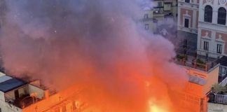 Incendio al Teatro Sannazaro, la Procura dispone una perizia