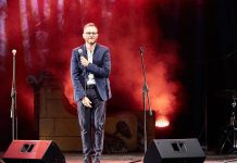 Al Teatro CortéSe Neapolitan Love Songs con Luca Sorrento Al Teatro CortéSe Neapolitan Love Songs con Luca Sorrento