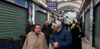 Sopralluogo con gli Assessori Armato e De Iesu e ripristino delle aree al mercato Metastasio di Fuorigrotta per la riapertura di domani