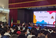 Cinema: presentato il progetto “Ve le raccontiamo noi: le strade del cinema da Scampia a Napoli 2050” Cinema: presentato il progetto “Ve le raccontiamo noi: le strade del cinema da Scampia a Napoli 2050”