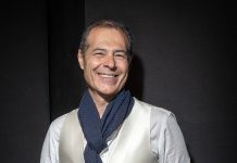 Gianno Caputo al Teatro CortéSe con Viviani in Quanno pazziavo 'o strummolo