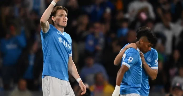 Calcio Napoli - Cremonese 4-0: dominio azzurro al Maradona