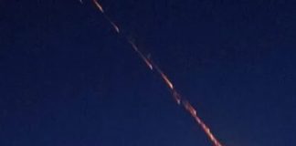 Scia luminosa nei cieli di Campania e Puglia: era il rientro di un razzo cinese