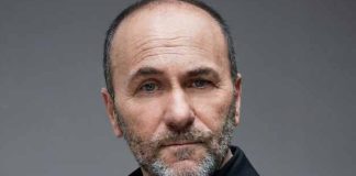 Trianon Viviani, Gianfranco Gallo in una dedica a Napoli tra musica e poesia